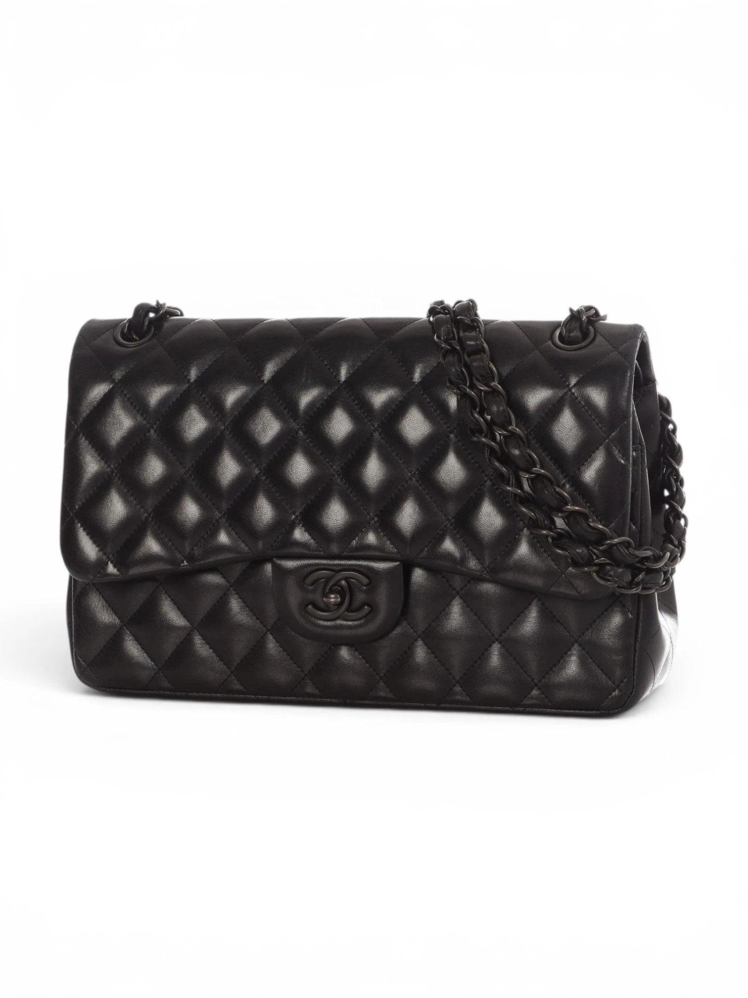Chanel  Quilted  Double Flap Black + Dust cover , size 30*19