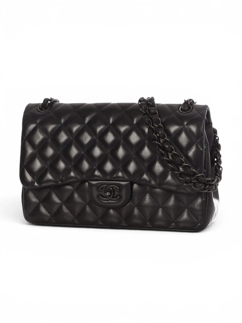 Chanel  Quilted  Double Flap Black + Dust cover , size 30*19